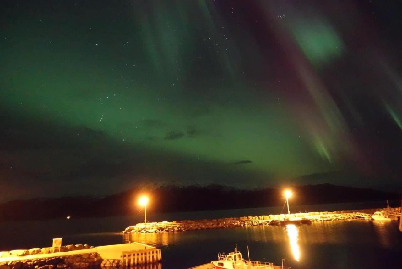Appartamento Bakkevik Brygge Kalvåg Esterno foto